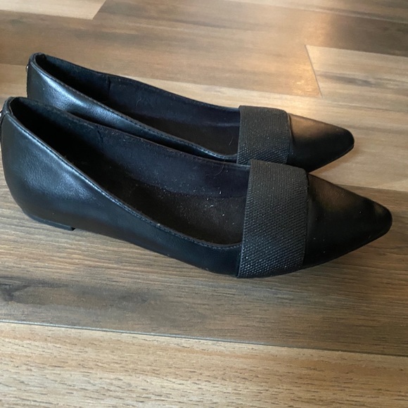 Simply Vera Vera Wang May Women's Pointed-Toe Flats size 8 - Picture 2 of 4
